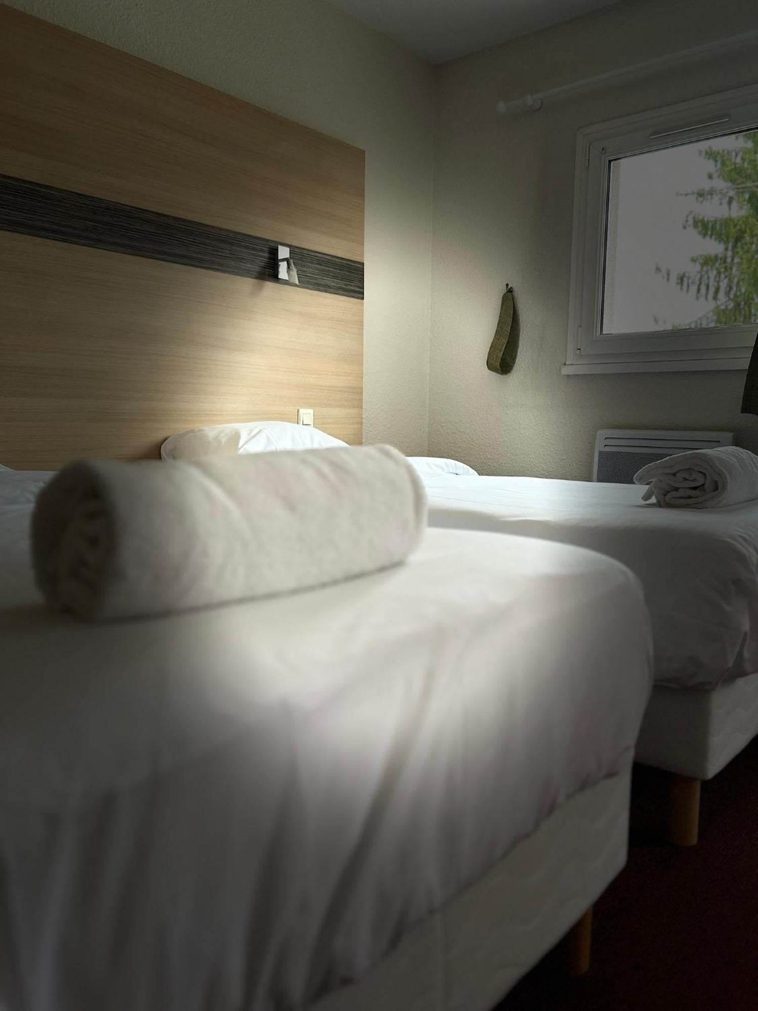 Beaujour & Bonsoir Hotel - Restaurant Villy-le-Pelloux ภายนอก รูปภาพ