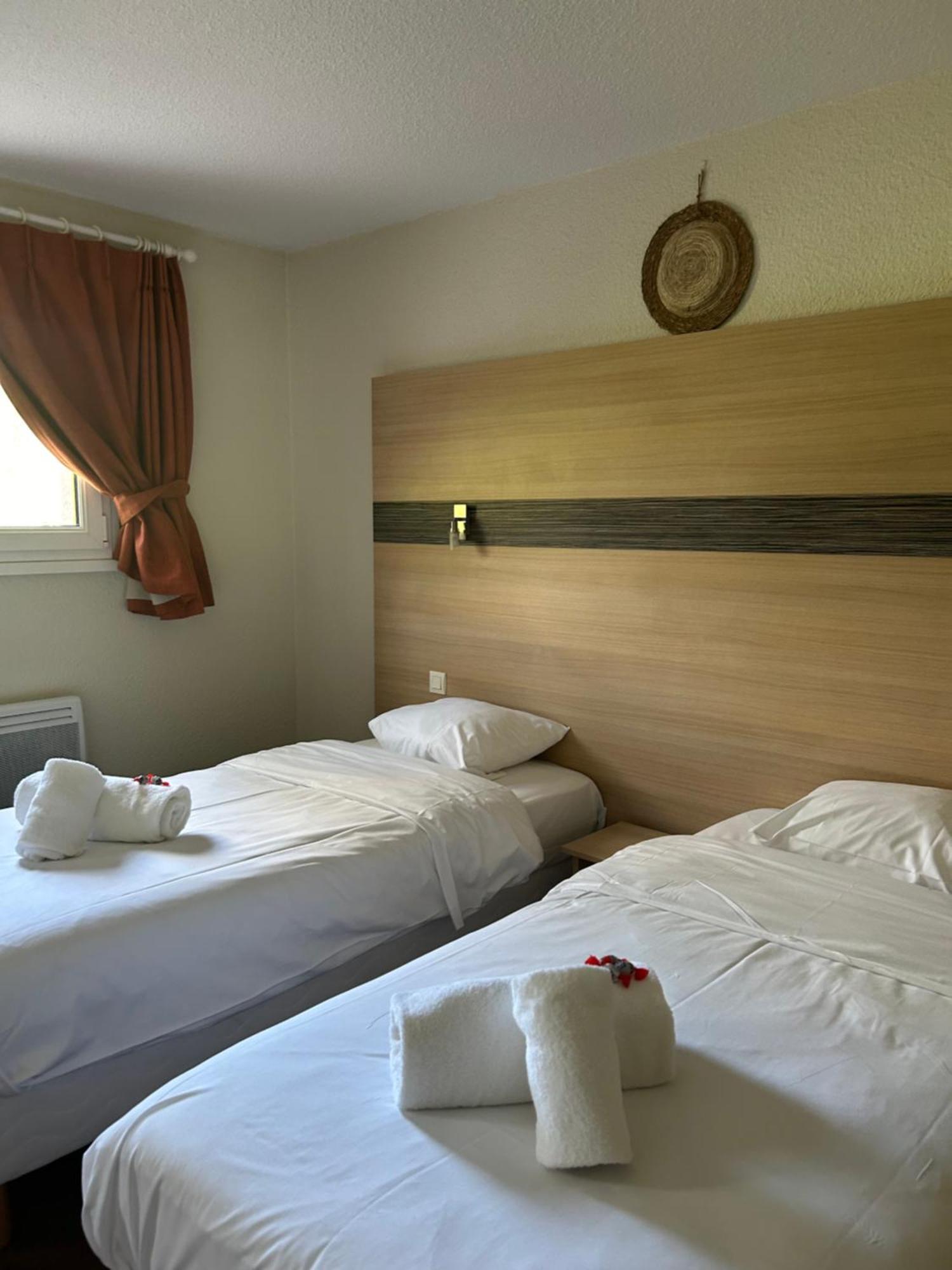 Beaujour & Bonsoir Hotel - Restaurant Villy-le-Pelloux ภายนอก รูปภาพ