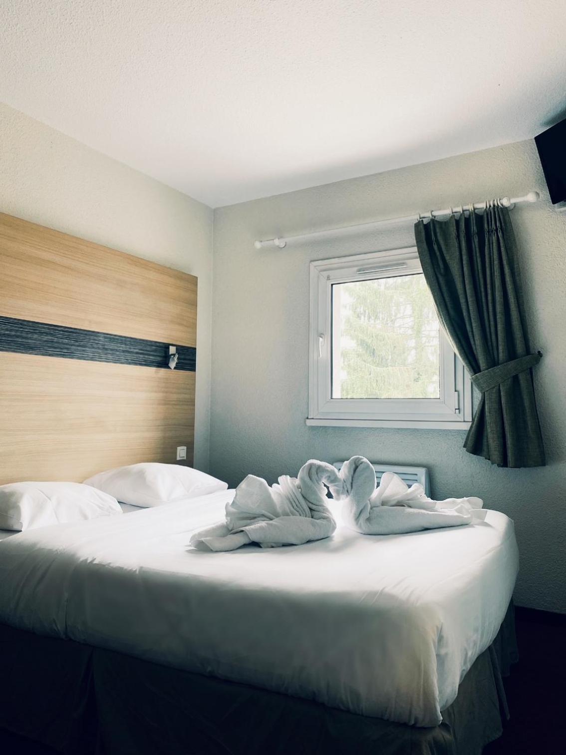 Beaujour & Bonsoir Hotel - Restaurant Villy-le-Pelloux ภายนอก รูปภาพ